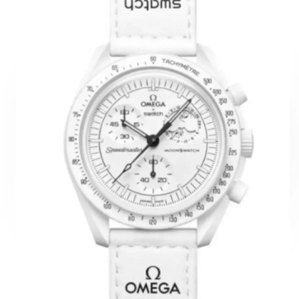 Omega x Swatch Mission to the Moonphase “Snoopy” bioceramic White💕